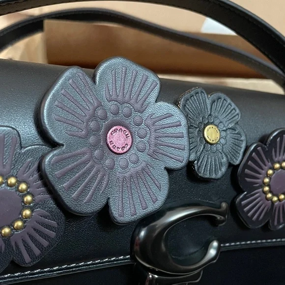 Coach Tea Roses Baguette Bag with Coach Cherry Hangtag & Mini Cherry Charm NWT - Picture 7 of 17